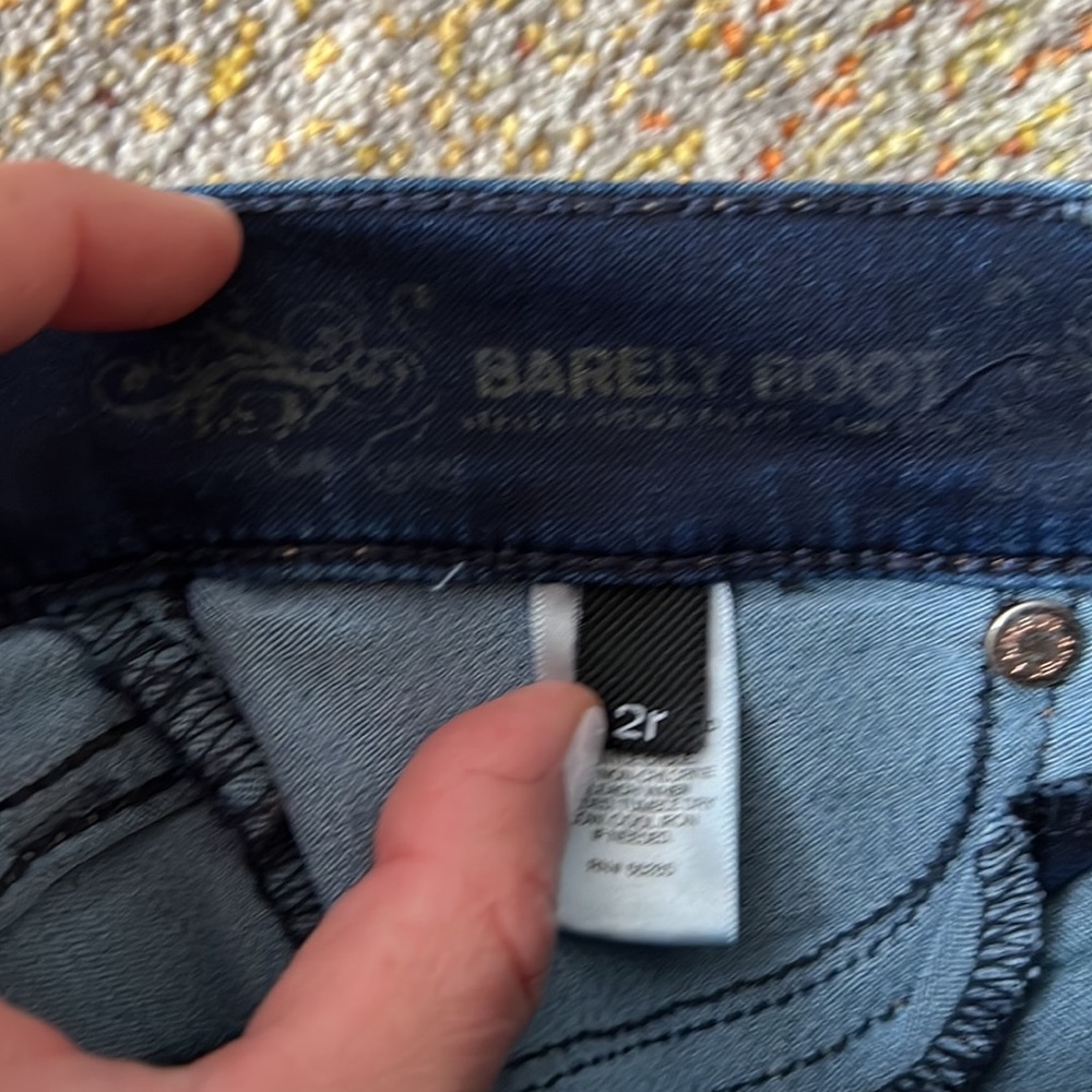 Express barely boot - Picture 3 of 3